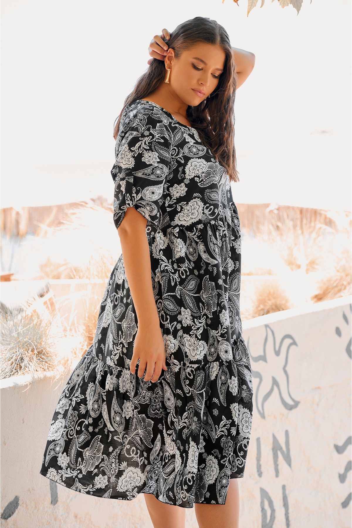 Dress V neck short sleeve Paisley Black